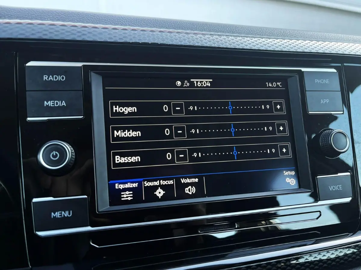 1.0 TSI 95pk Life | App Connect | Adaptive Cruise | Airco