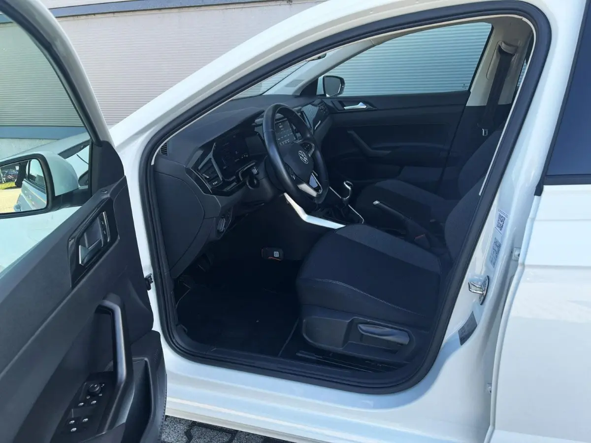 1.0 TSI 95pk Life | App Connect | Adaptive Cruise | Airco