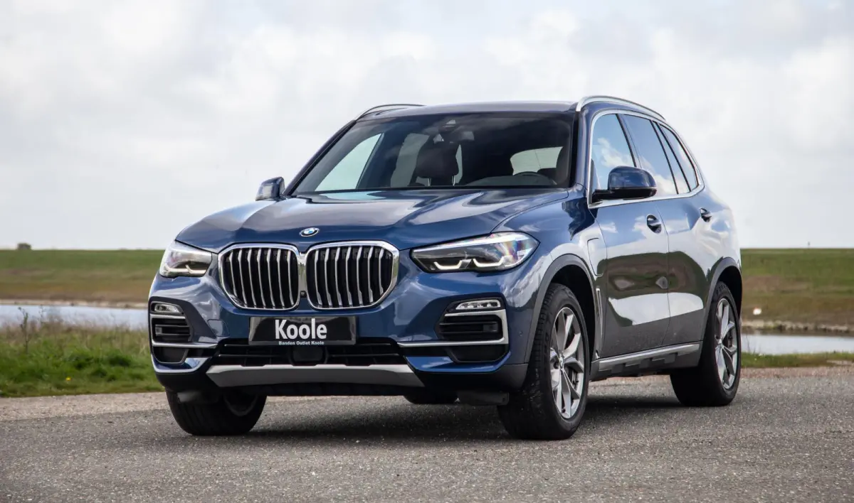 xDrive45e Executive 360 CAMERA / BRUIN LEER / LED / KEYLESS / STOELVERWARMING / LEER