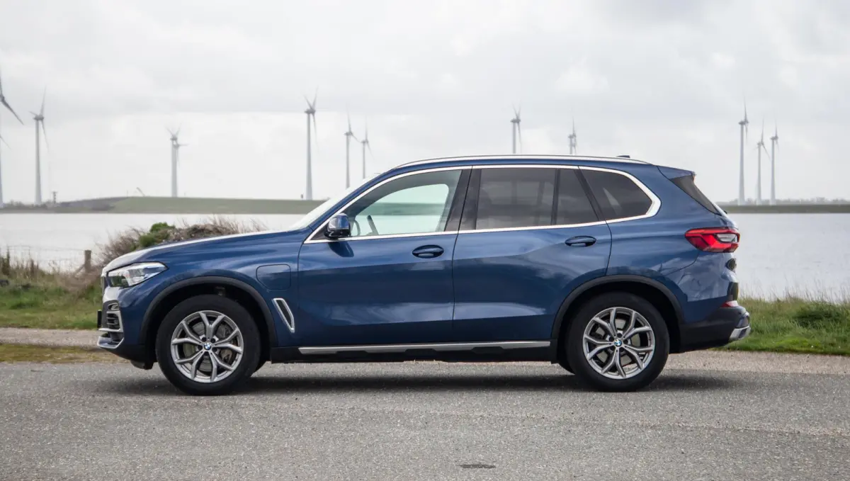 xDrive45e Executive 360 CAMERA / BRUIN LEER / LED / KEYLESS / STOELVERWARMING / LEER