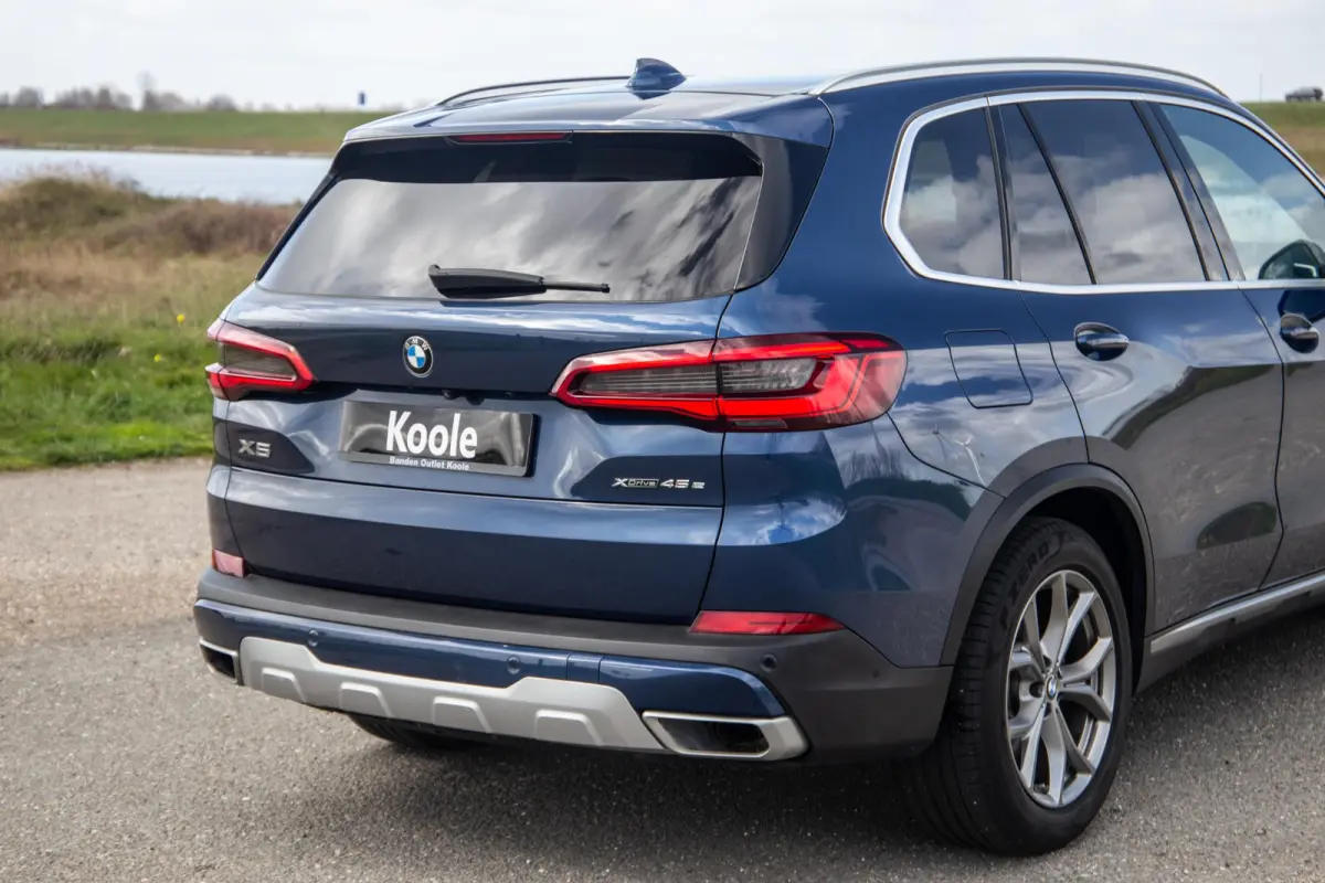 xDrive45e Executive 360 CAMERA / BRUIN LEER / LED / KEYLESS / STOELVERWARMING / LEER