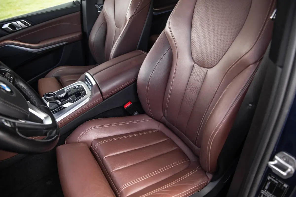 xDrive45e Executive 360 CAMERA / BRUIN LEER / LED / KEYLESS / STOELVERWARMING / LEER