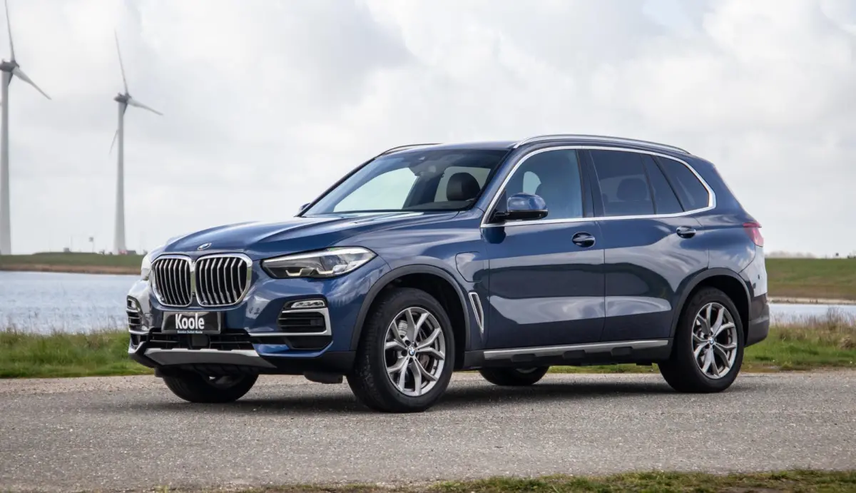 xDrive45e Executive 360 CAMERA / BRUIN LEER / LED / KEYLESS / STOELVERWARMING / LEER