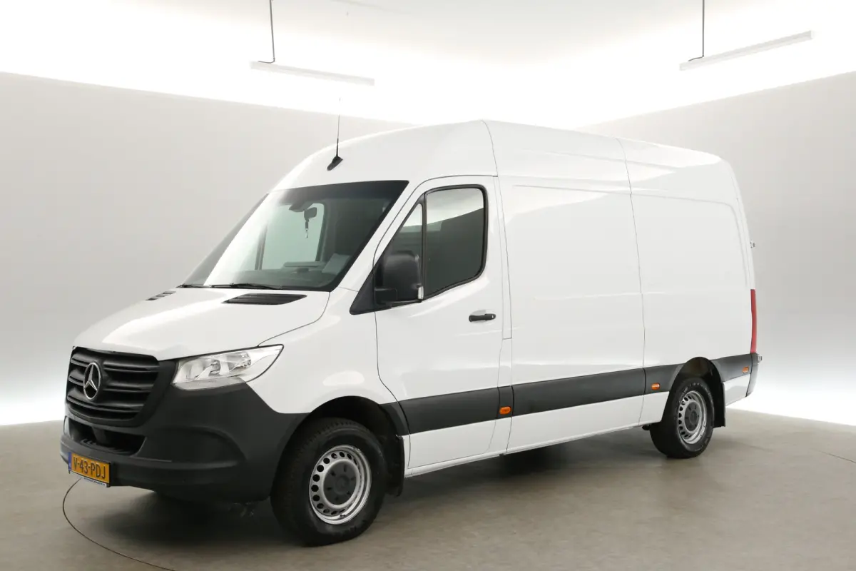 316 2.2 CDI L2H2 | Airco | Cruise | Camera | Carplay | Trekhaak | Navi | Parkeersens.
