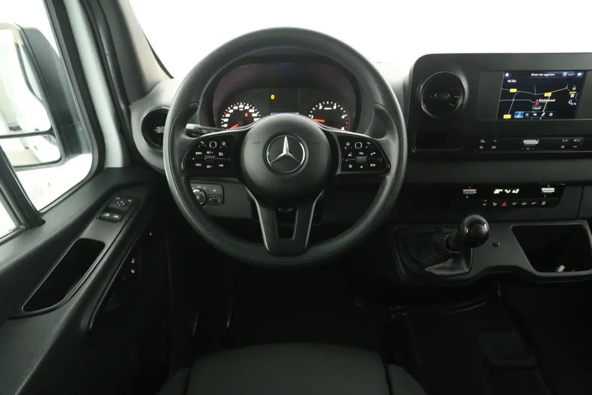 316 2.2 CDI L2H2 | Airco | Cruise | Camera | Carplay | Trekhaak | Navi | Parkeersens.