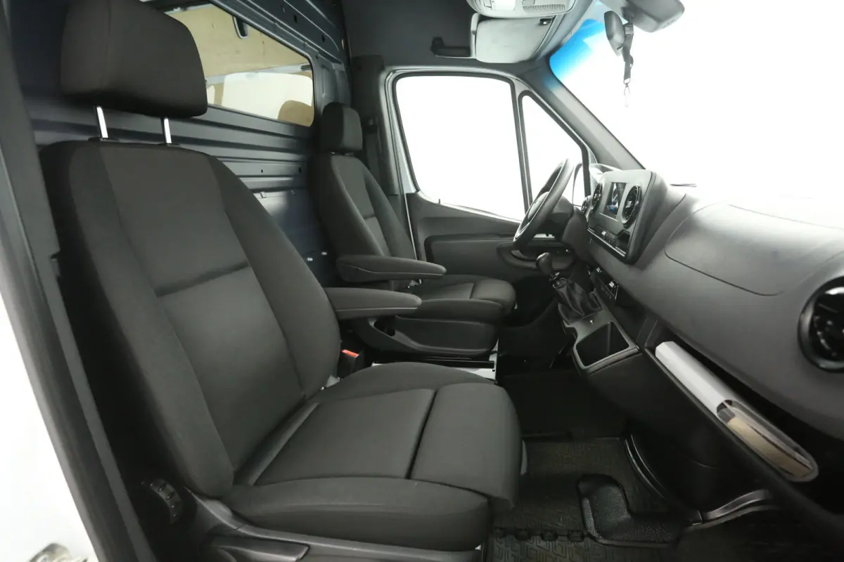 316 2.2 CDI L2H2 | Airco | Cruise | Camera | Carplay | Trekhaak | Navi | Parkeersens.