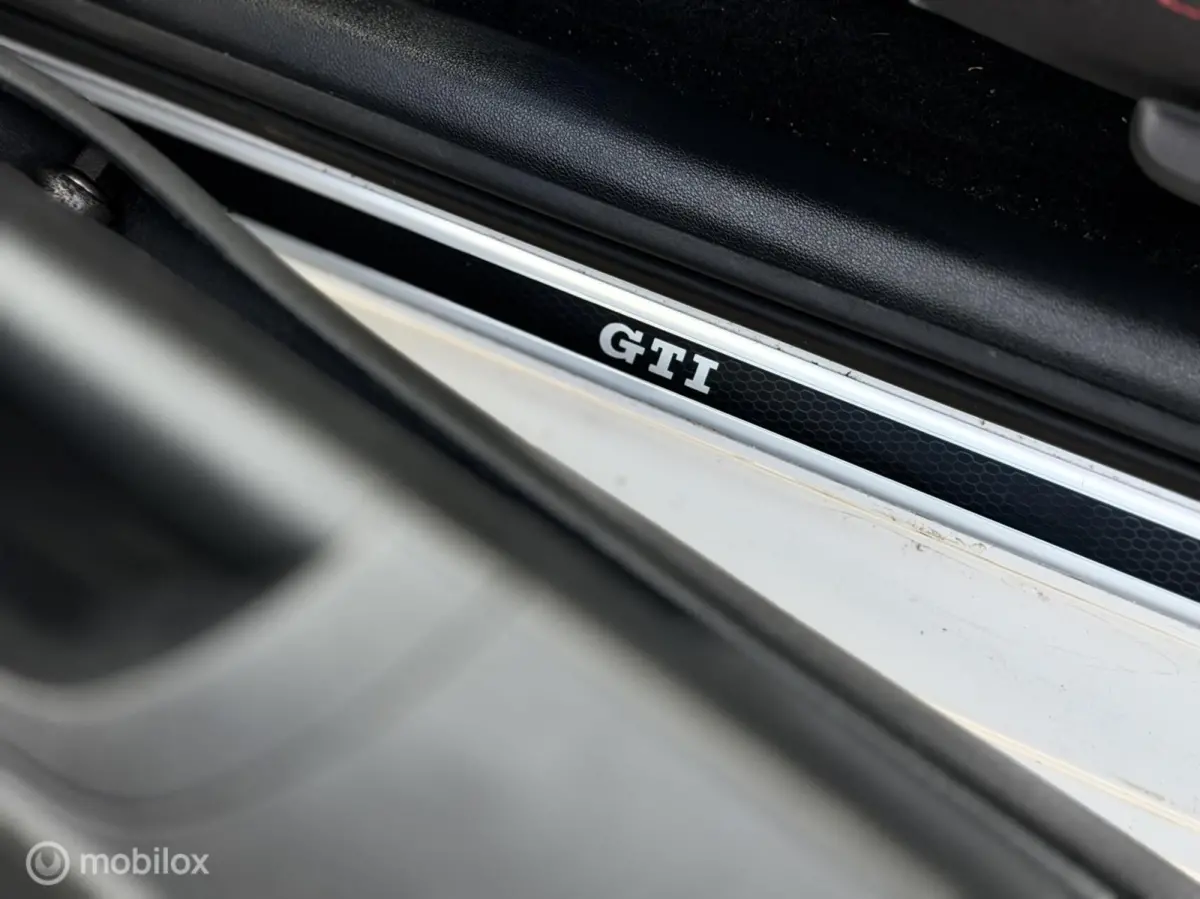Up! 1.0 TSI GTI | Stuurverwarming | 116 PK