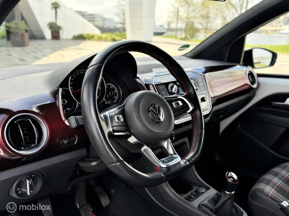 Up! 1.0 TSI GTI | Stuurverwarming | 116 PK