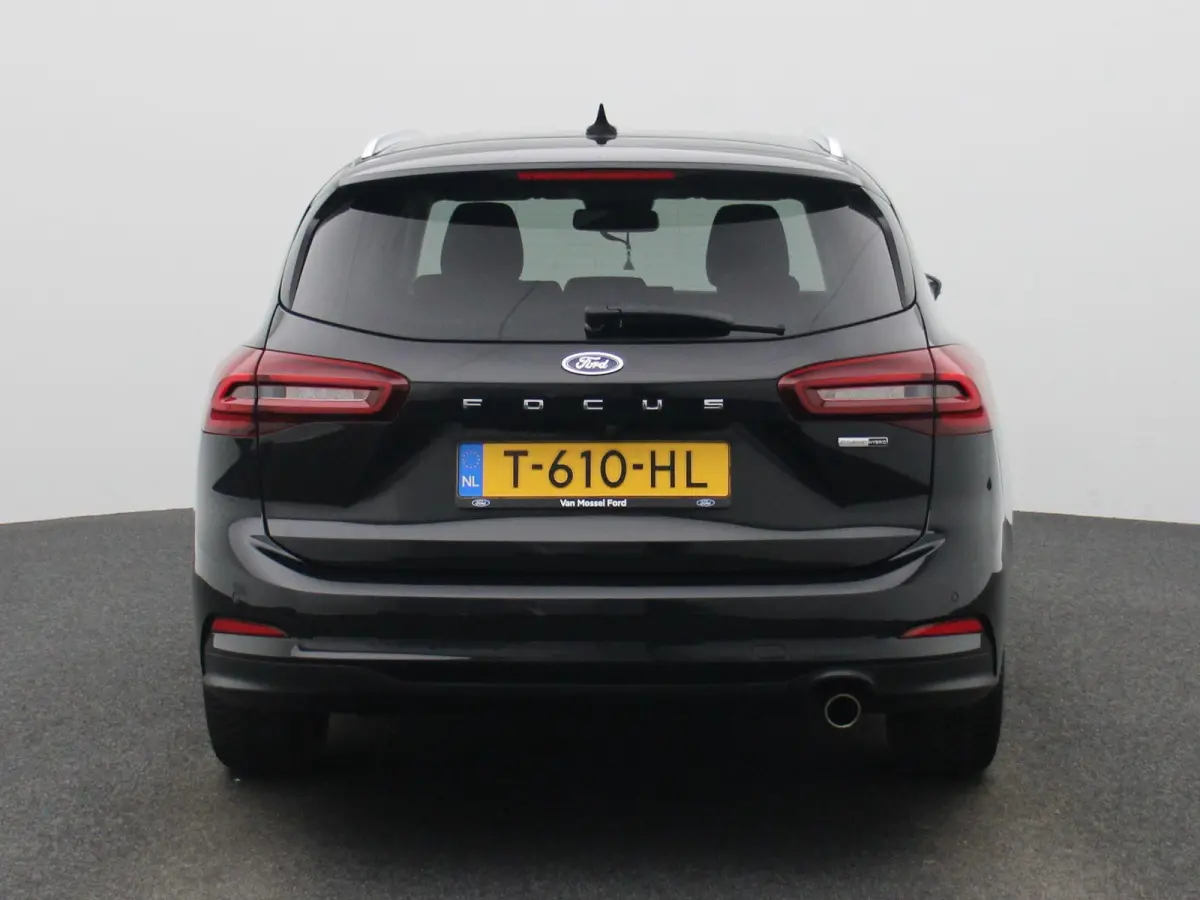 1.0 EcoBoost Hybrid Titanium X Automaat | Apple/Android Play | Camera | Cruise | DAB | Full LED | Keyless Entry/Go | Navi | PDC V+A | 12 Maand BOVAG Garantie! |