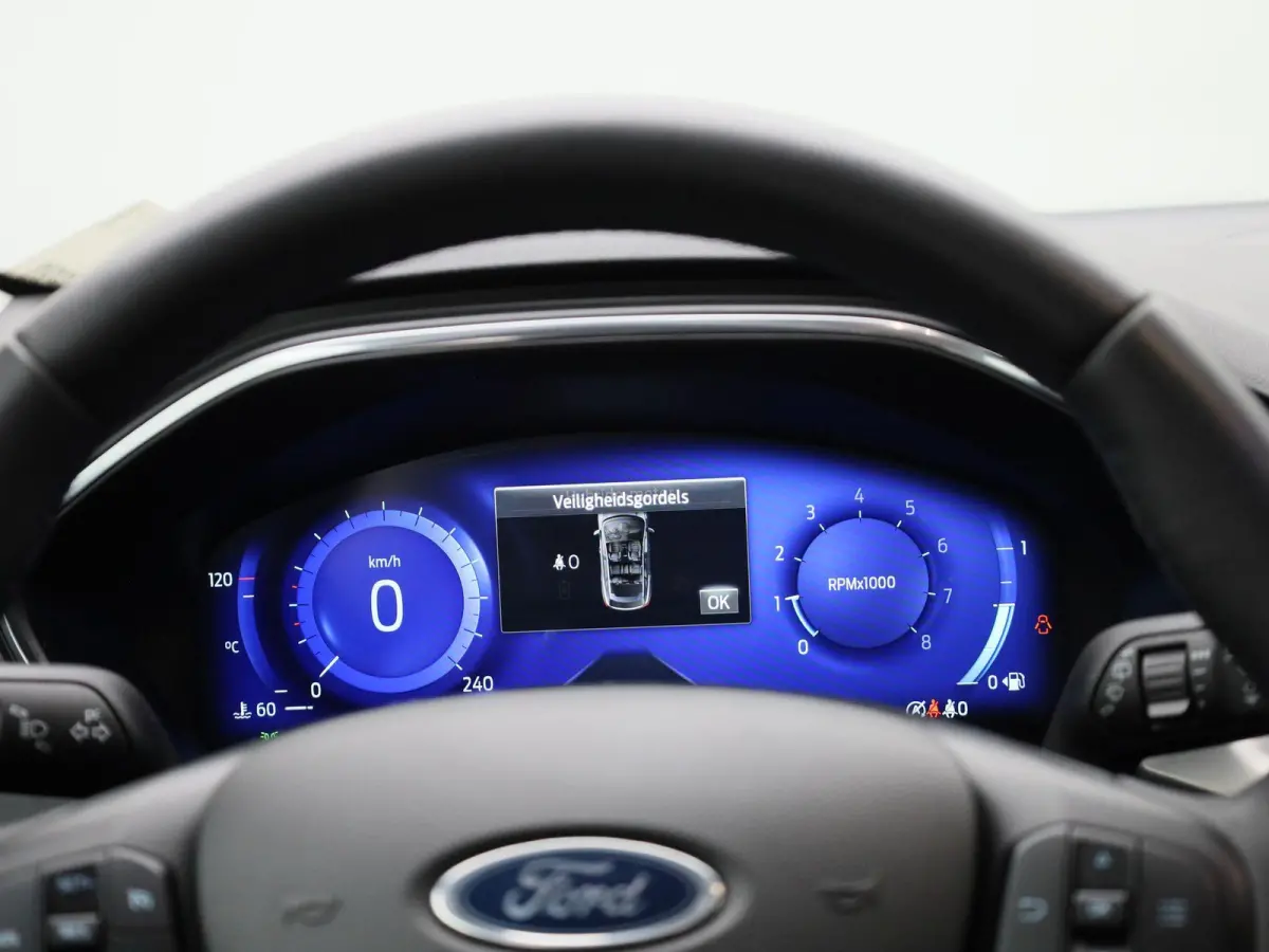 1.0 EcoBoost Hybrid Titanium X Automaat | Apple/Android Play | Camera | Cruise | DAB | Full LED | Keyless Entry/Go | Navi | PDC V+A | 12 Maand BOVAG Garantie! |