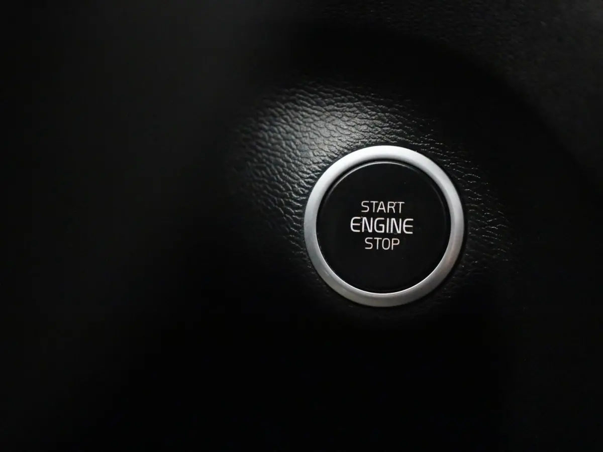1.5 T4 R-Design Expression | PANO-SCHUIFDAK | CAMERA | NAVIGATIE | STUUR- EN STOELVERWARMING | ELEKTRISCHE BESTUURDERSSTOEL MET GEHEUGEN |