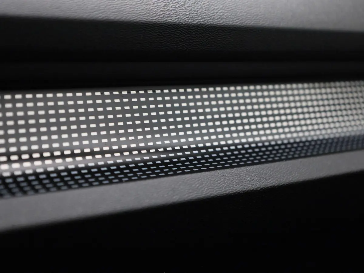 1.5 T4 R-Design Expression | PANO-SCHUIFDAK | CAMERA | NAVIGATIE | STUUR- EN STOELVERWARMING | ELEKTRISCHE BESTUURDERSSTOEL MET GEHEUGEN |