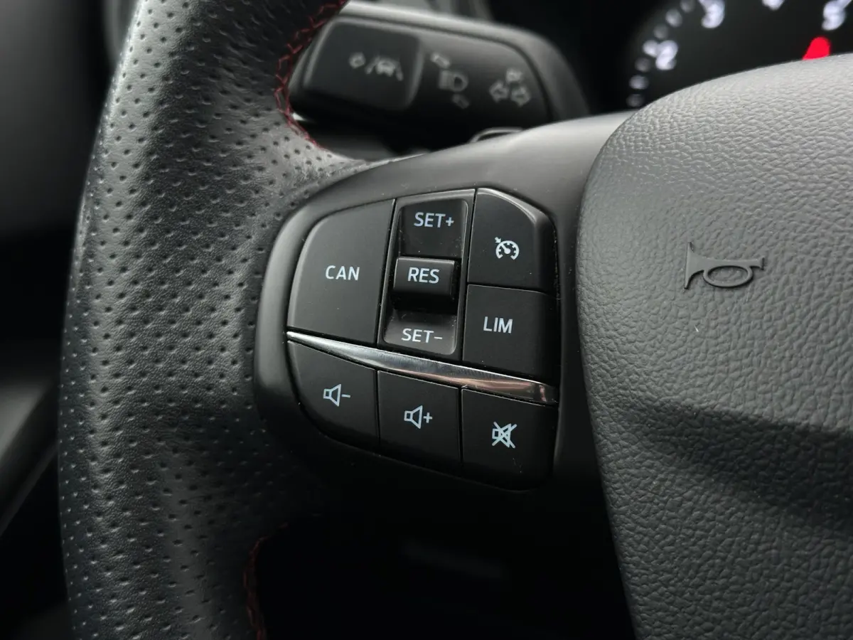 1.0 EcoBoost ST Line Automaat Stoelverwarming Stuurverwarming