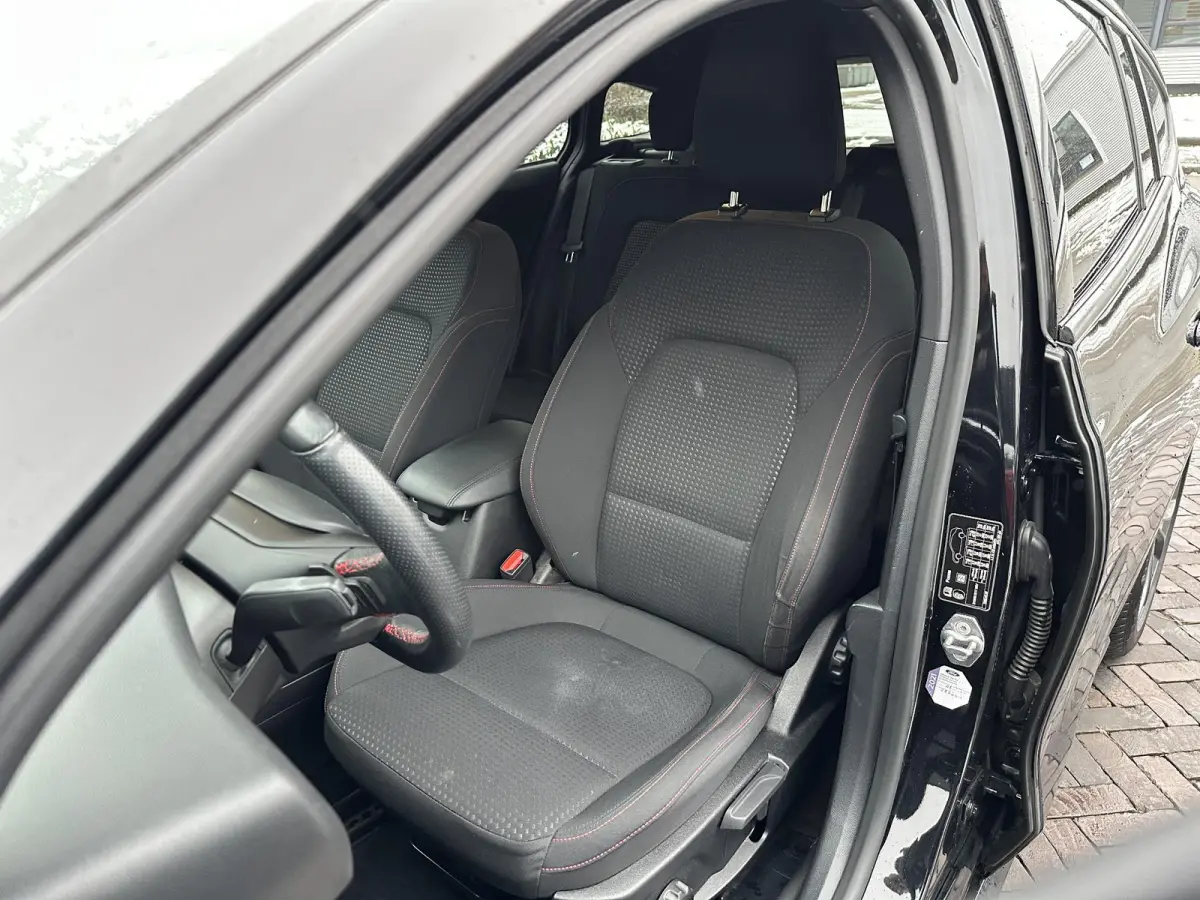 1.0 EcoBoost ST Line Automaat Stoelverwarming Stuurverwarming