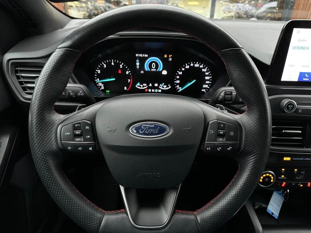 1.0 EcoBoost ST Line Automaat Stoelverwarming Stuurverwarming
