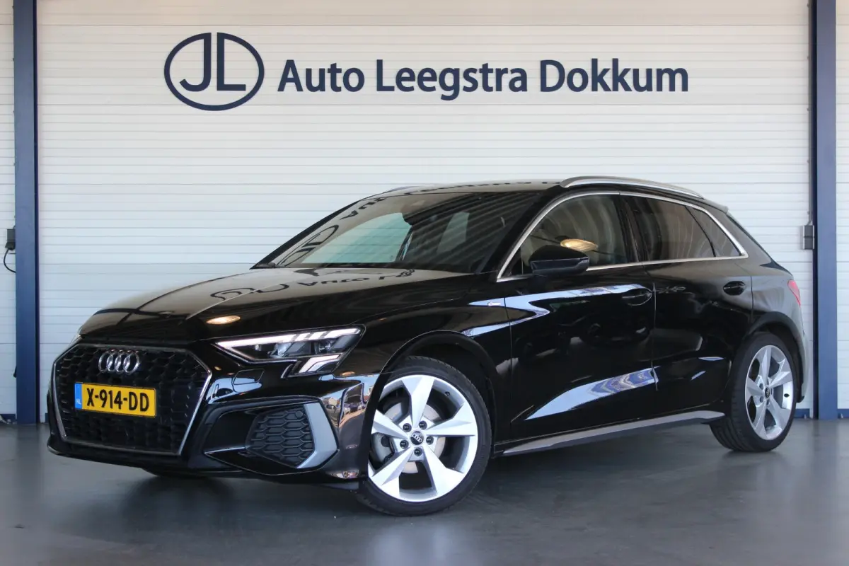 35 TFSI S-Line Edition Carplay | Adapt. Cruise | Privacy glass | Sportstoelen | Stoelverw. | Navi | 18" LMV | PDC
