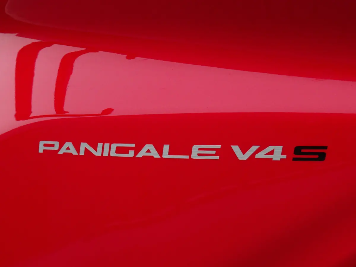 V4S