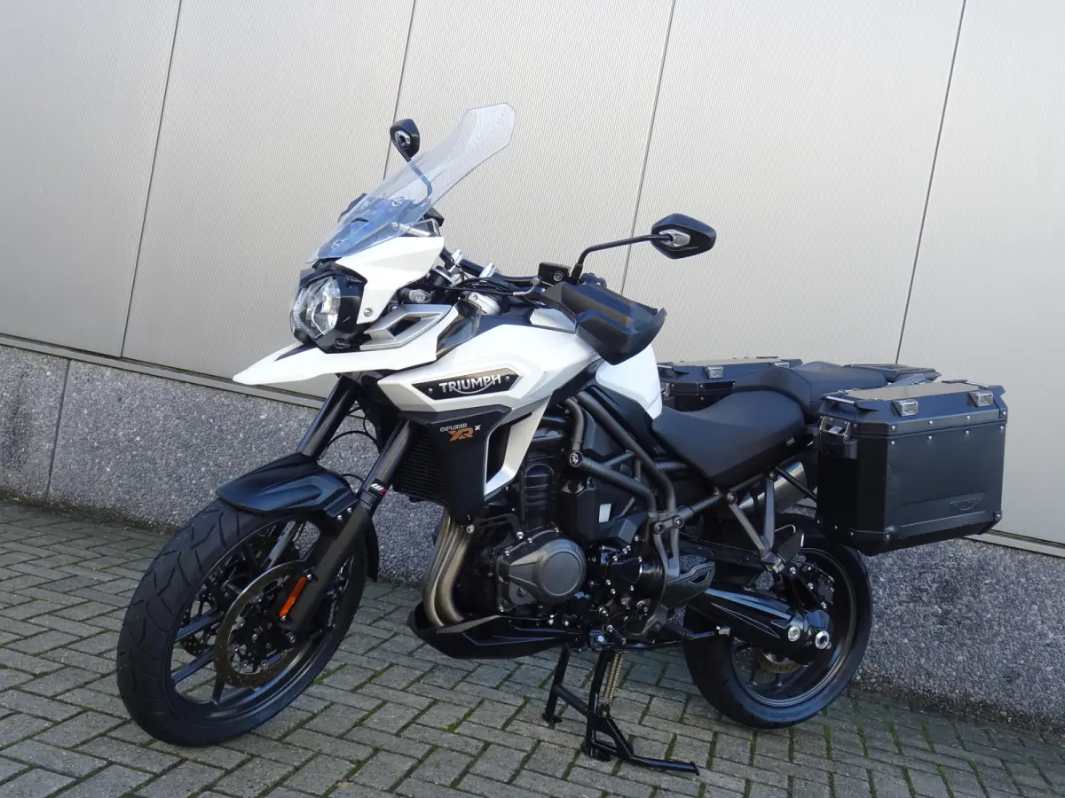 EXPLORER 1200 XRX