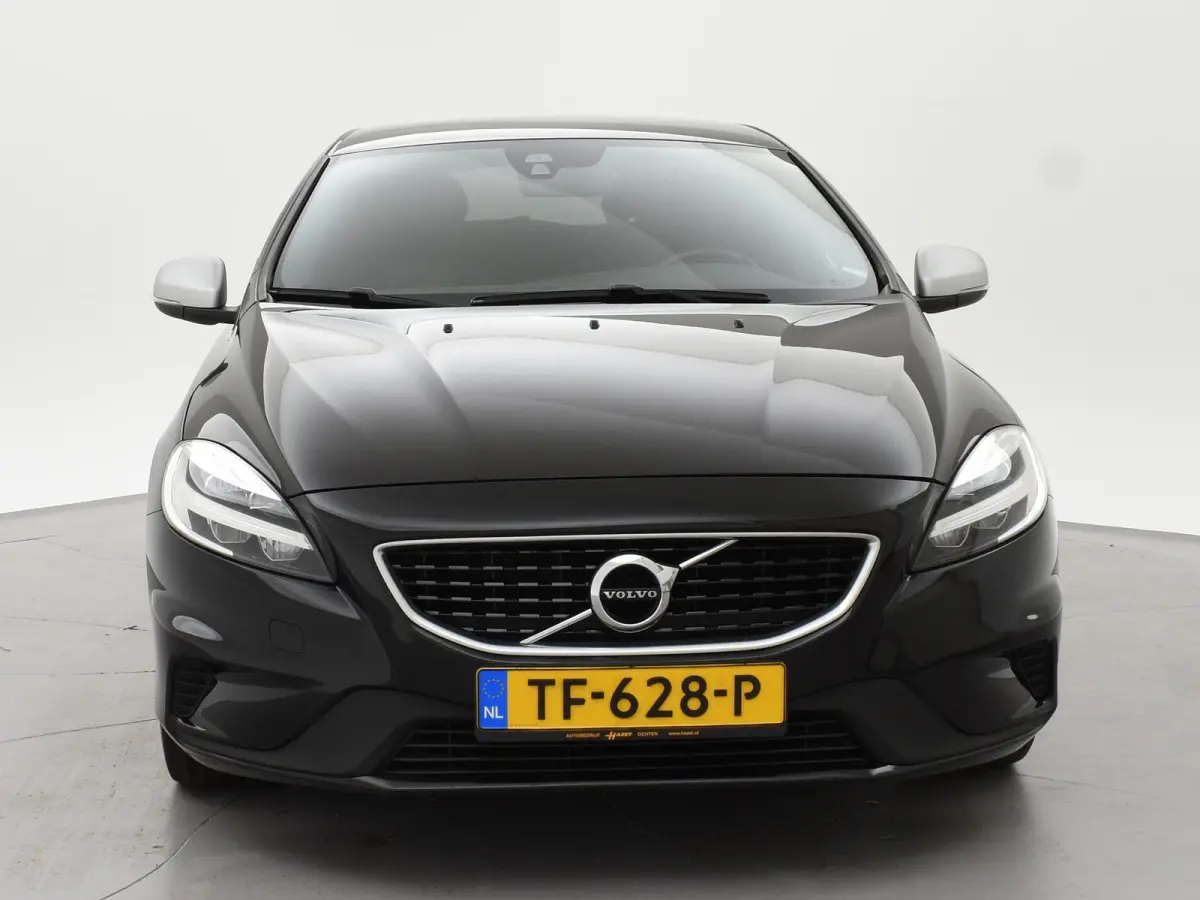 2.0 T4 190 PK R-DESIGN SPORT + AFN. TREKHAAK | LED | SPORTSTOELEN | STOELVERW.