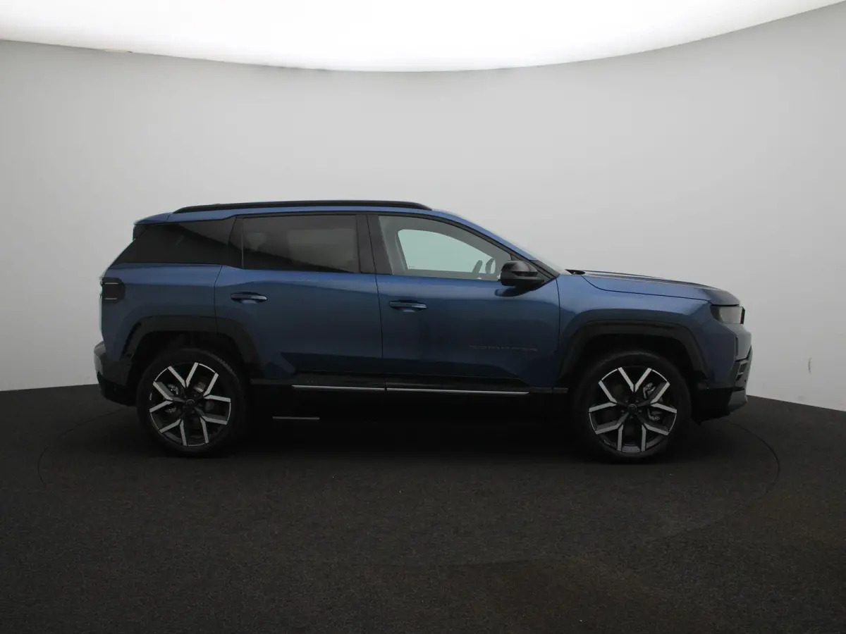 First Edition 74 kWh | Panorama dak | 360 Camera | Focal Audio | Direct Rijden!