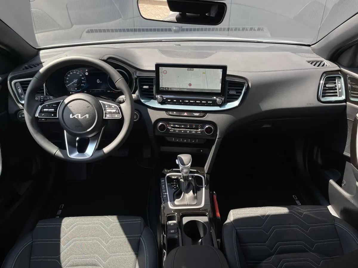 1.0 T-GDi MHEV Design Edition | Camera | Keyless | JBL Audio |Navi | Stoel / Stuurverwarming | Apple Carplay | Android Auto | Demo |