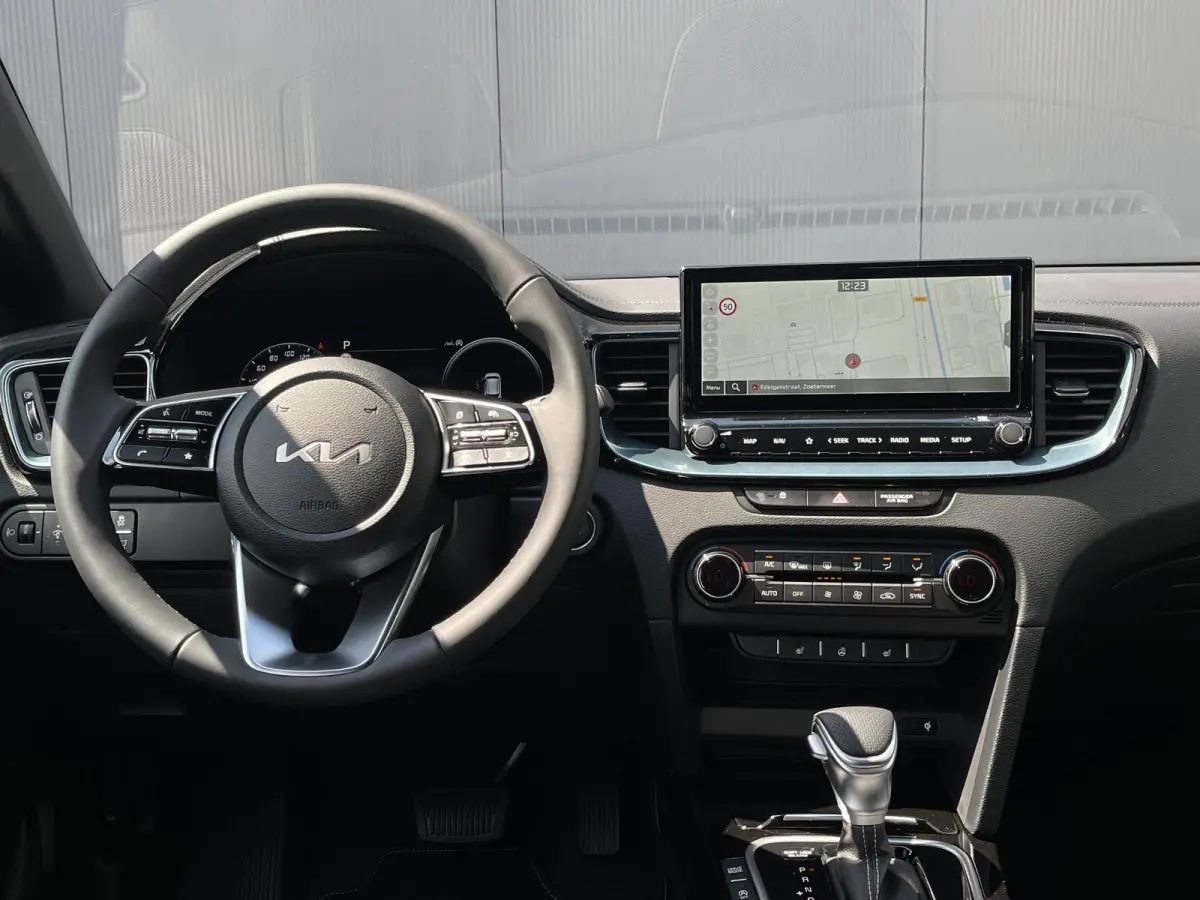 1.0 T-GDi MHEV Design Edition | Camera | Keyless | JBL Audio |Navi | Stoel / Stuurverwarming | Apple Carplay | Android Auto | Demo |
