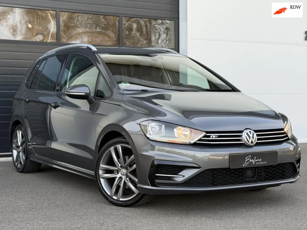 Volkswagen Golf Sportsvan 2017 Benzine Automatisch leasen