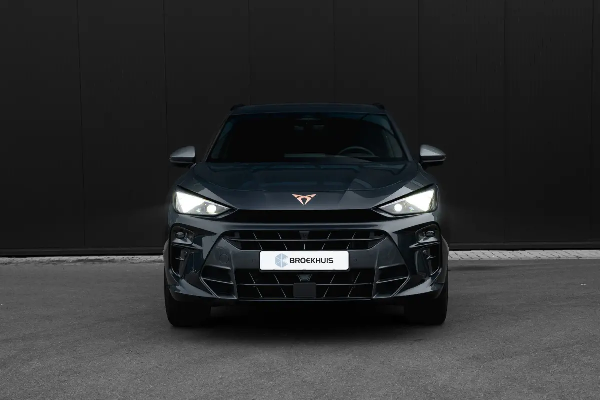 1.5 TSI e-Hybrid 272pk VZ Performance | Trekhaak | Sennheiser | Panoramadak | 360 Camera