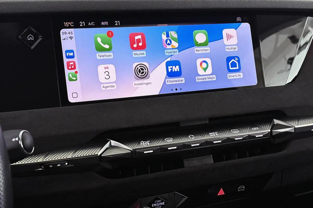 E-Tense Performance Line Navigatie Apple CarPlay 19" LMW