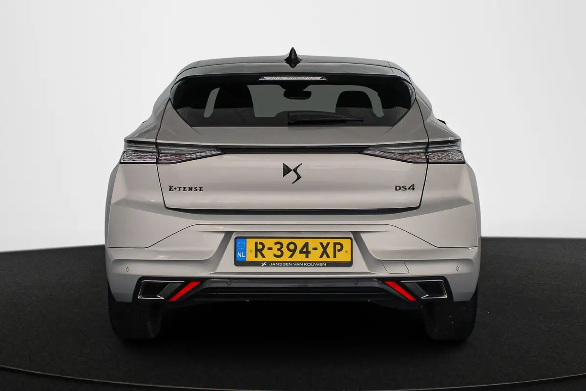 E-Tense Performance Line Navigatie Apple CarPlay 19" LMW