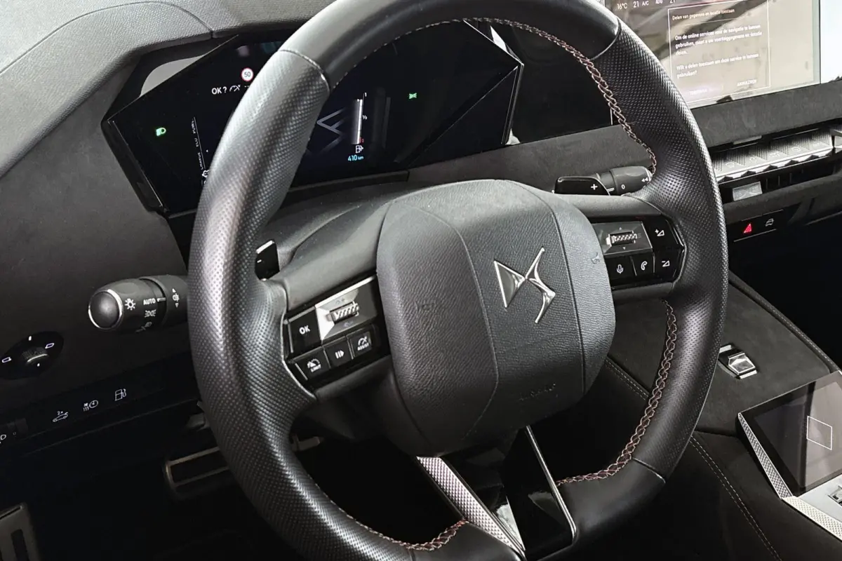 E-Tense Performance Line Navigatie Apple CarPlay 19" LMW
