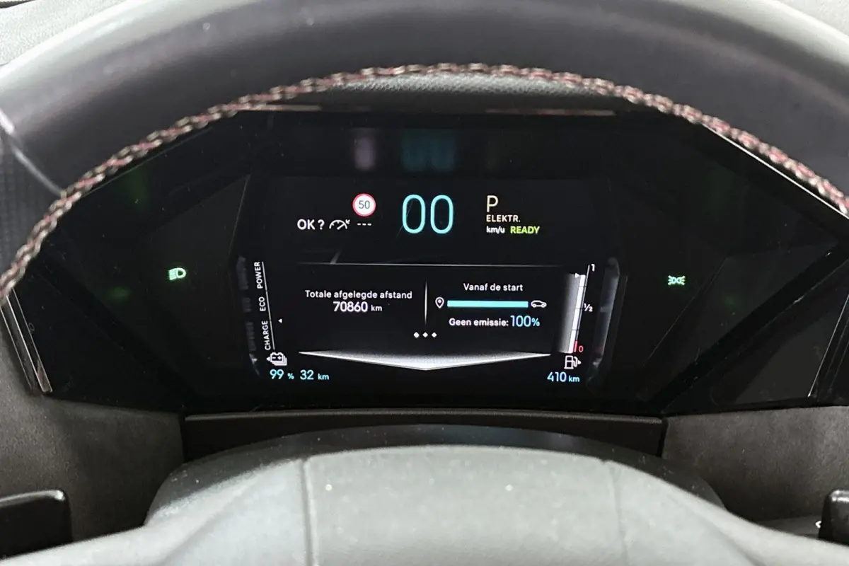 E-Tense Performance Line Navigatie Apple CarPlay 19" LMW