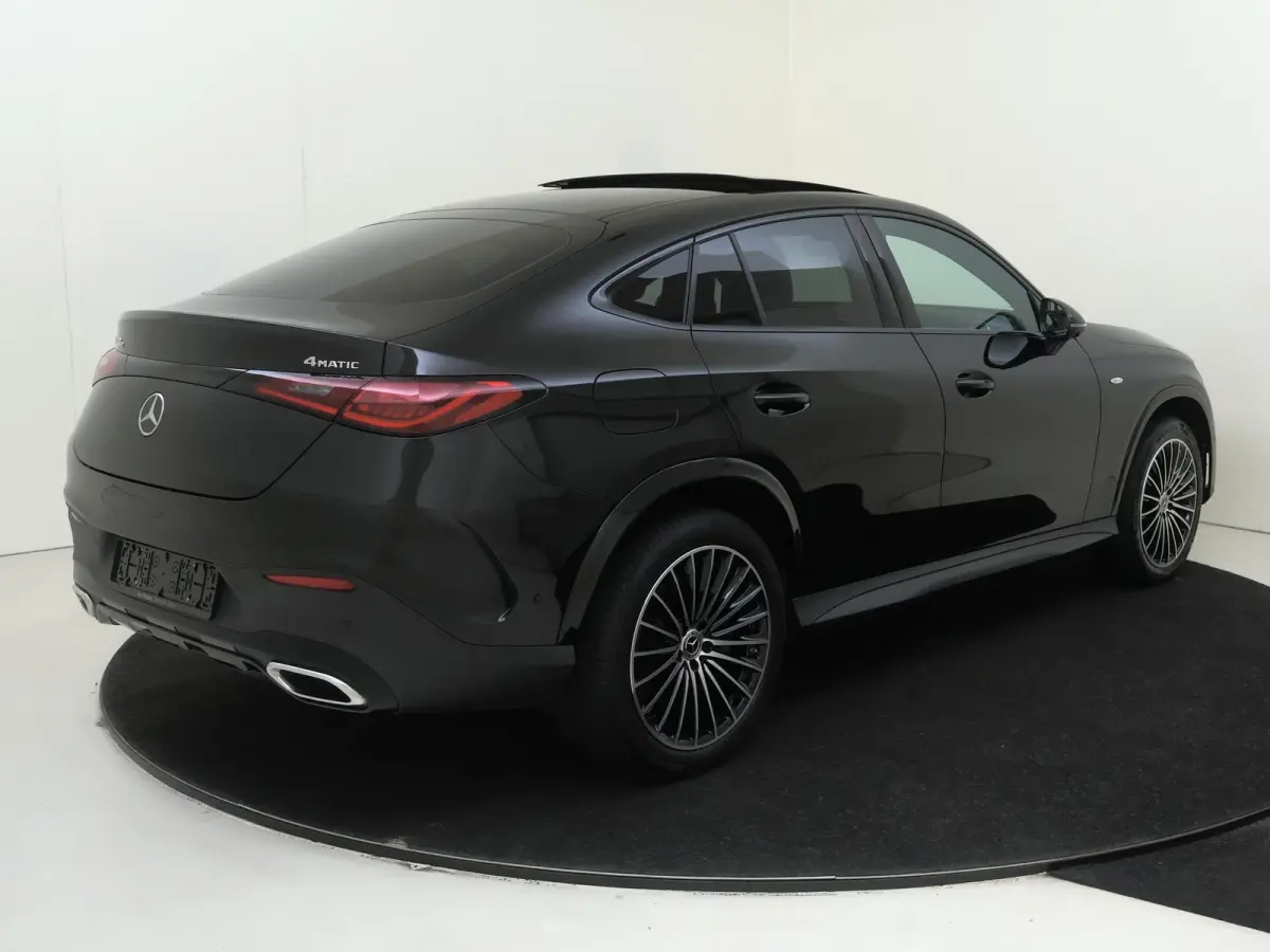 400e 4MATIC AMG Line /Panoramadak /Rijassistentiepakket /360 Camera /20 Inch /Nightpakket
