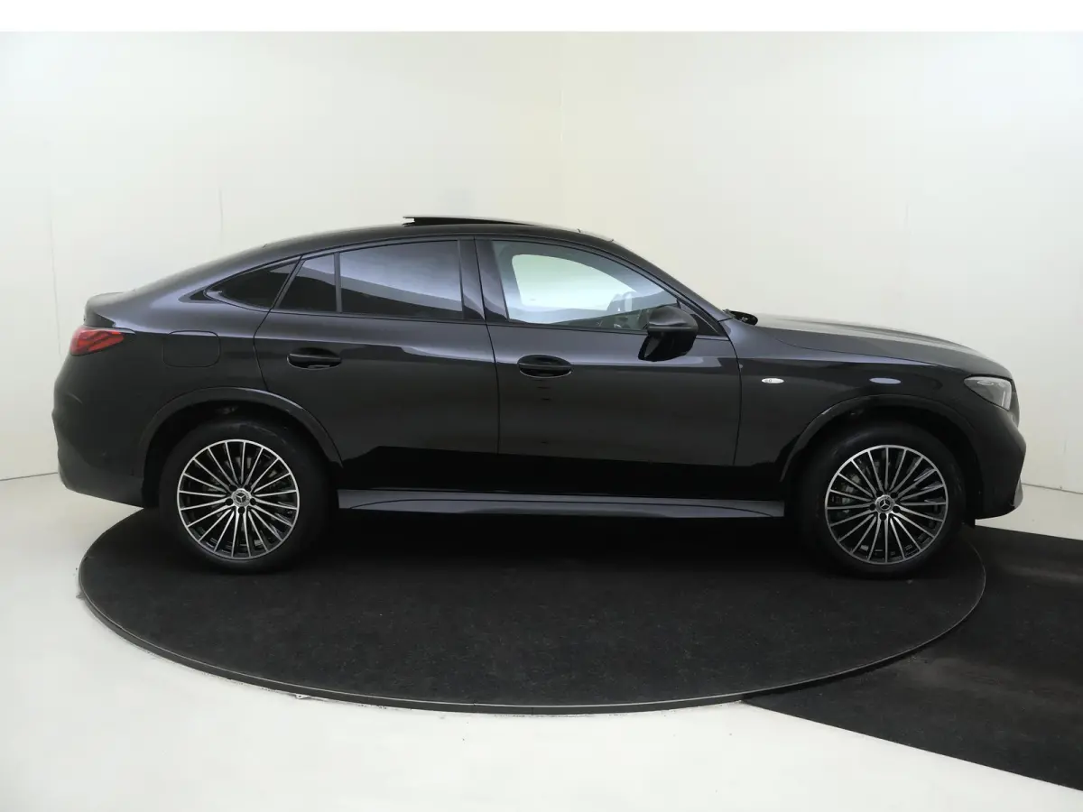 400e 4MATIC AMG Line /Panoramadak /Rijassistentiepakket /360 Camera /20 Inch /Nightpakket