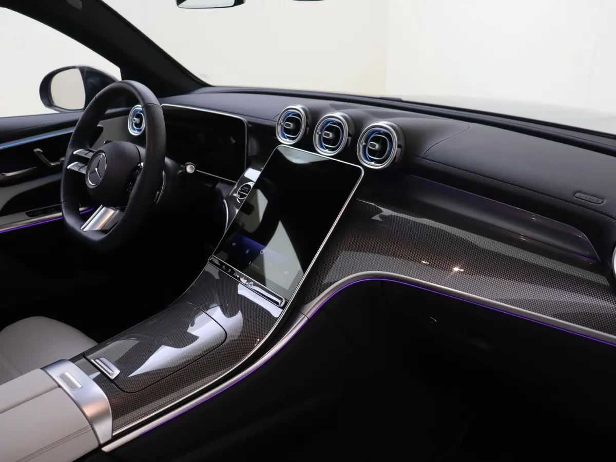 400e 4MATIC AMG Line /Panoramadak /Rijassistentiepakket /360 Camera /20 Inch /Nightpakket