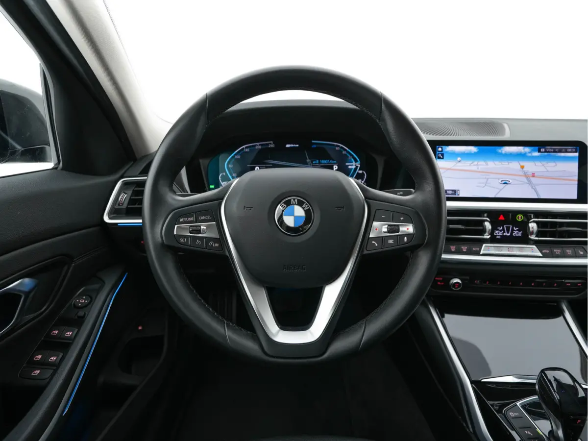 330e eDrive Edition (Plug-In) (INCL-BTW) Aut. *LEATHER | FULL-LED | DIGI-COCKPIT | HEATED-SPORTSEATS | PRIVACYGLASS | AMBIENTLIGHT | DAB | NAVI-FULLMAP | ECC | CARPLAY | PDC | CRUI/SE | 18''