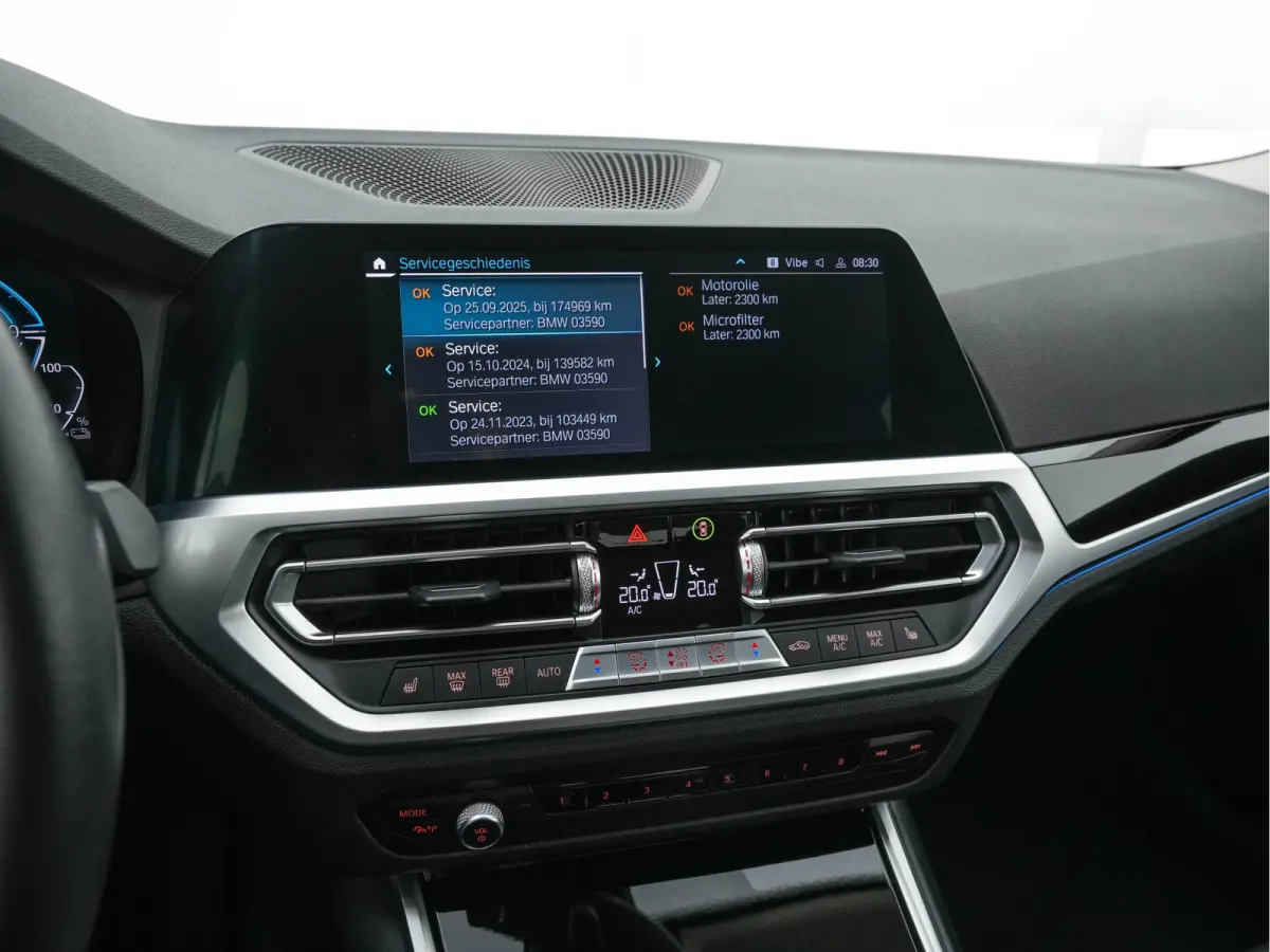 330e eDrive Edition (Plug-In) (INCL-BTW) Aut. *LEATHER | FULL-LED | DIGI-COCKPIT | HEATED-SPORTSEATS | PRIVACYGLASS | AMBIENTLIGHT | DAB | NAVI-FULLMAP | ECC | CARPLAY | PDC | CRUI/SE | 18''