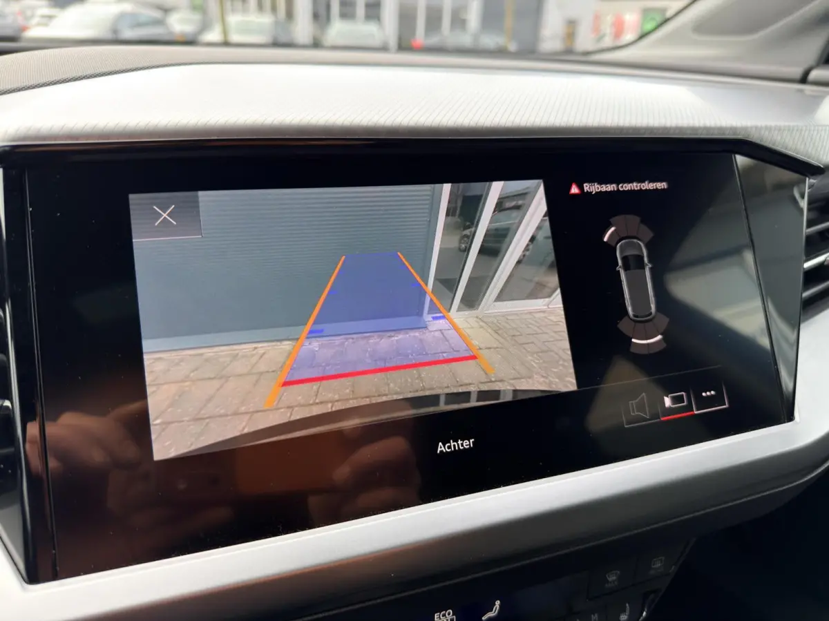 40 Launch edition Advanced Plus 77 kWh 1e eig|1 jaar garantie!|Warmtepomp|Dealer OH|