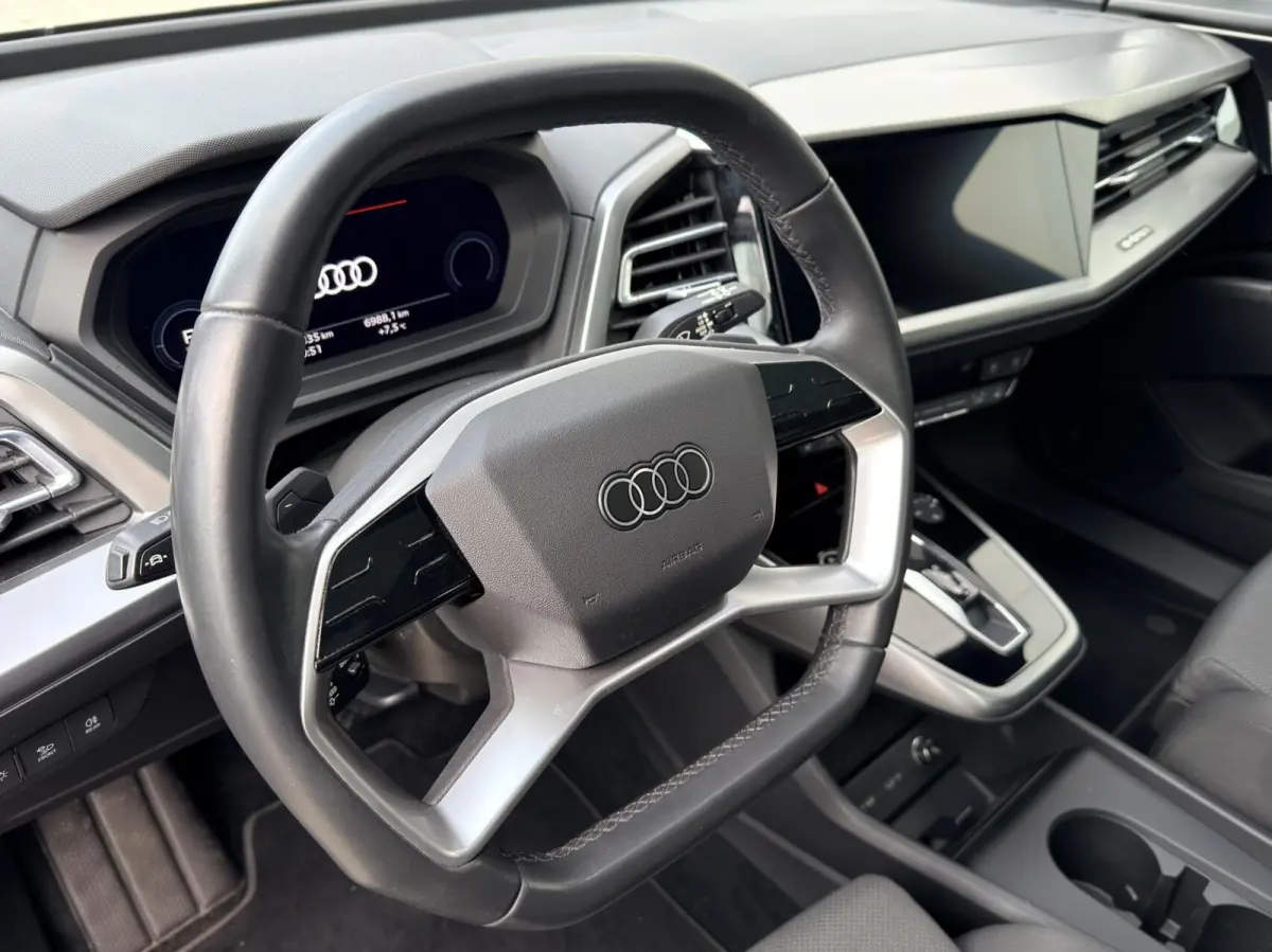 40 Launch edition Advanced Plus 77 kWh 1e eig|1 jaar garantie!|Warmtepomp|Dealer OH|