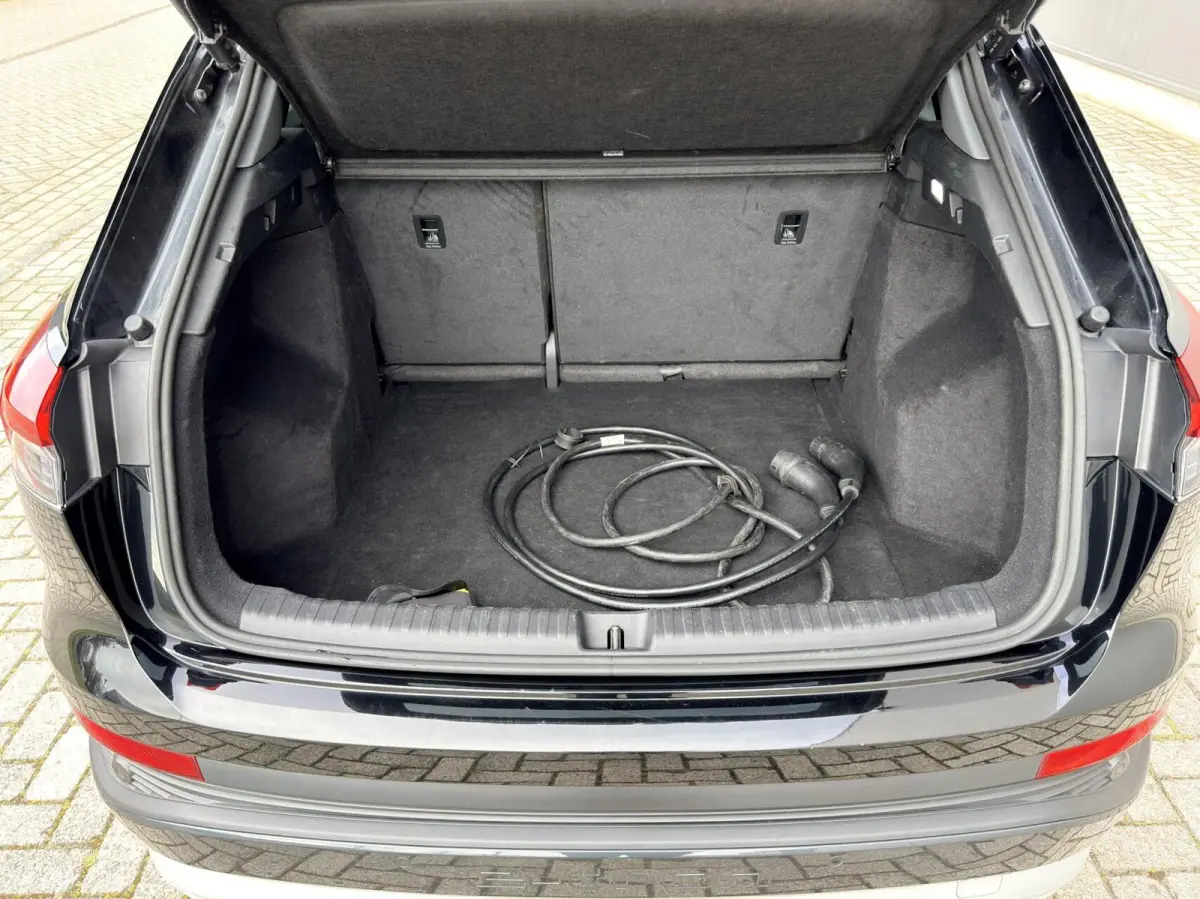 40 Launch edition Advanced Plus 77 kWh 1e eig|1 jaar garantie!|Warmtepomp|Dealer OH|