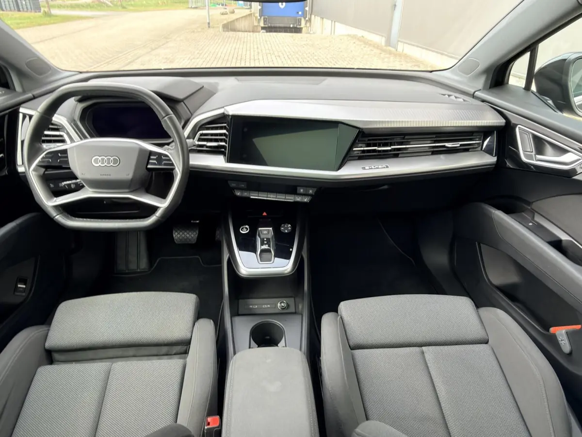 40 Launch edition Advanced Plus 77 kWh 1e eig|1 jaar garantie!|Warmtepomp|Dealer OH|