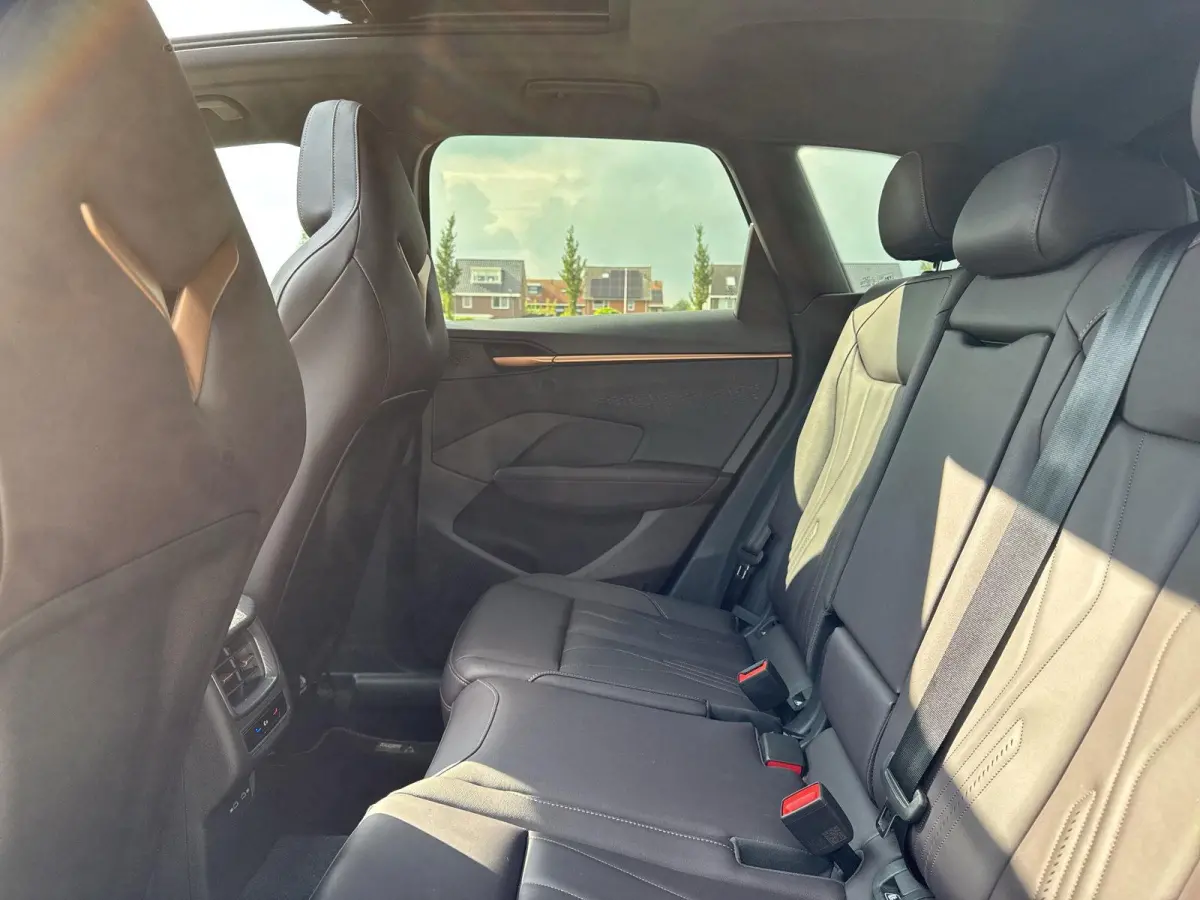 1.5 TSI e-Hybrid VZ Performance | SOH 100% | 272 pk | Sennheiser Sound | HD Matrix Led | Camera Rondom | Head Up | Pano Dak | 20" LM |