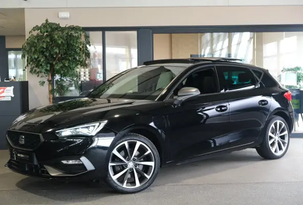 1.4 TSI eHybrid PHEV FR 204PK Pano Led Alcantara Cam