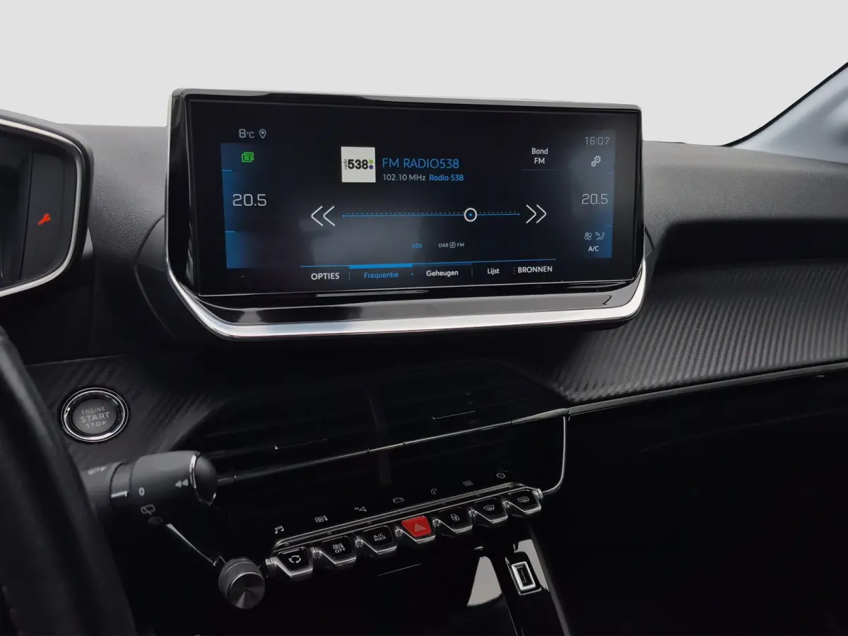 1.2 PureTech Allure 100pk | Keyless | Camera | Full LED | Full map navigatie | Carplay/android auto |