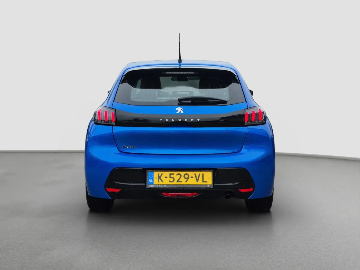 1.2 PureTech Allure 100pk | Keyless | Camera | Full LED | Full map navigatie | Carplay/android auto |