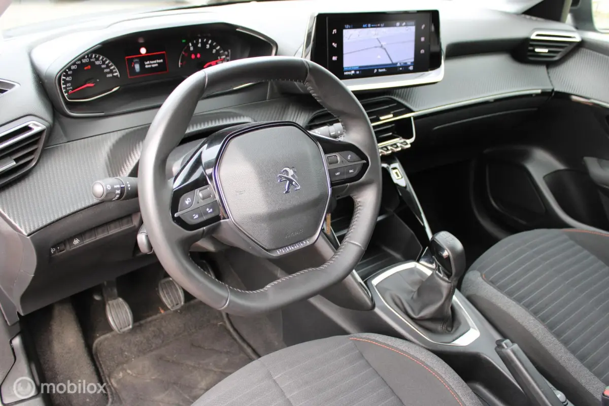 1.2 PureTech Active Pack, Pdc, Navi, Cruise, App connect, Airco, 16 inch Lmv.