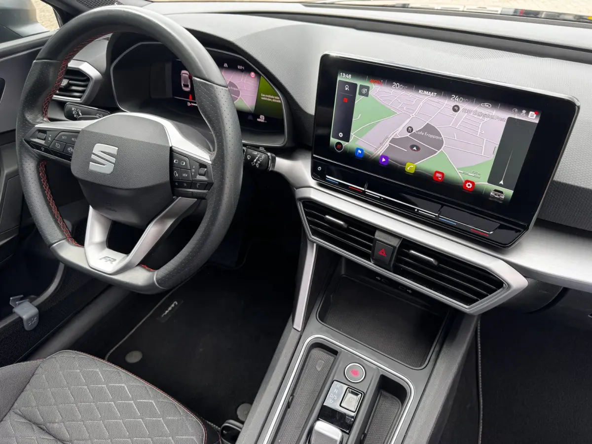 1.5 eTSI FR Business Intense 150 PK | Schuif-Kantel Dak | NL-Auto | Camera | Beats Audio | Virtual Cockpit