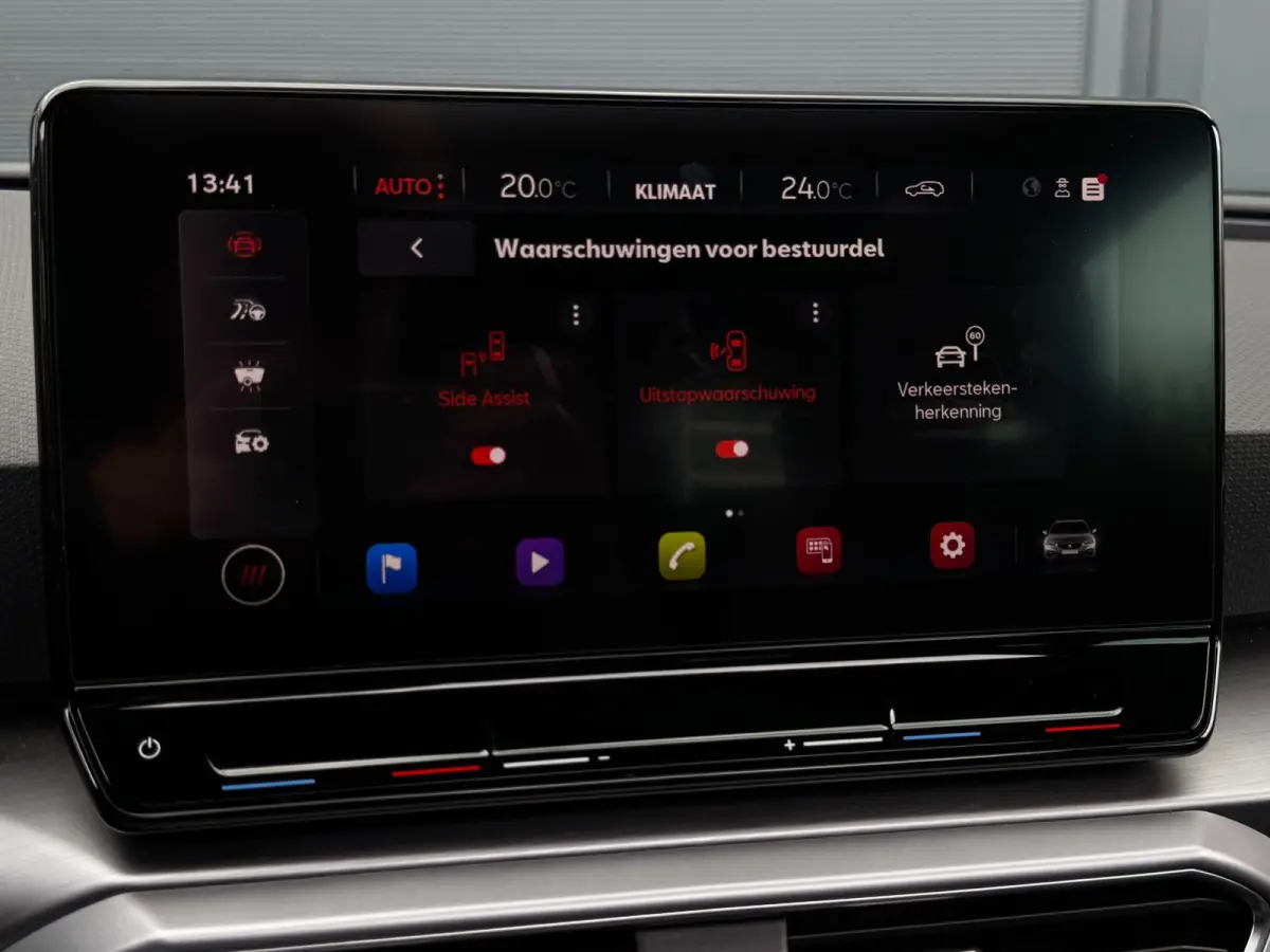 1.5 eTSI FR Business Intense 150 PK | Schuif-Kantel Dak | NL-Auto | Camera | Beats Audio | Virtual Cockpit