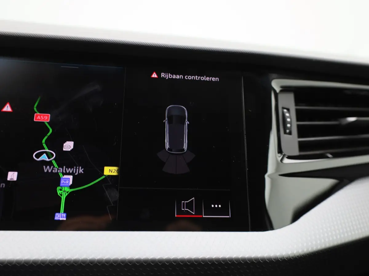 30 TFSI Advanced edition 116 PK l Adaptive cruise control l Navigatie l Climate control l Stoelverwarming l LED-koplampen l Apple Carplay / Android Auto l Privacy glas l Optiekpakket zwart p
