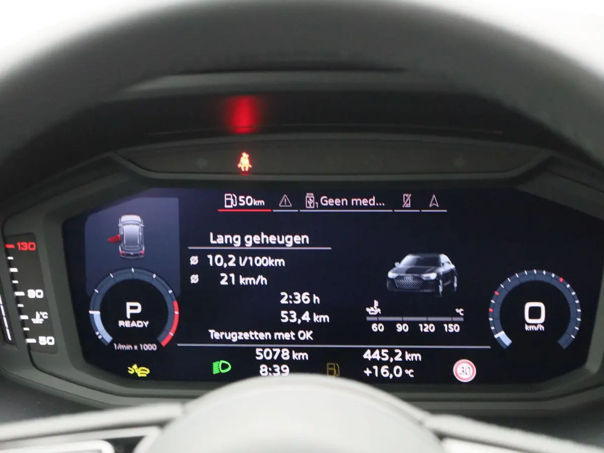 30 TFSI Advanced edition 116 PK l Adaptive cruise control l Navigatie l Climate control l Stoelverwarming l LED-koplampen l Apple Carplay / Android Auto l Privacy glas l Optiekpakket zwart p